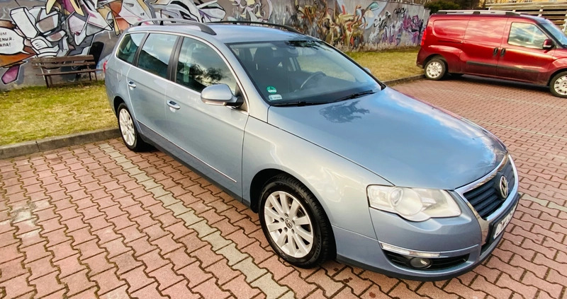 Volkswagen Passat cena 21300 przebieg: 254151, rok produkcji 2009 z Wrocław małe 106